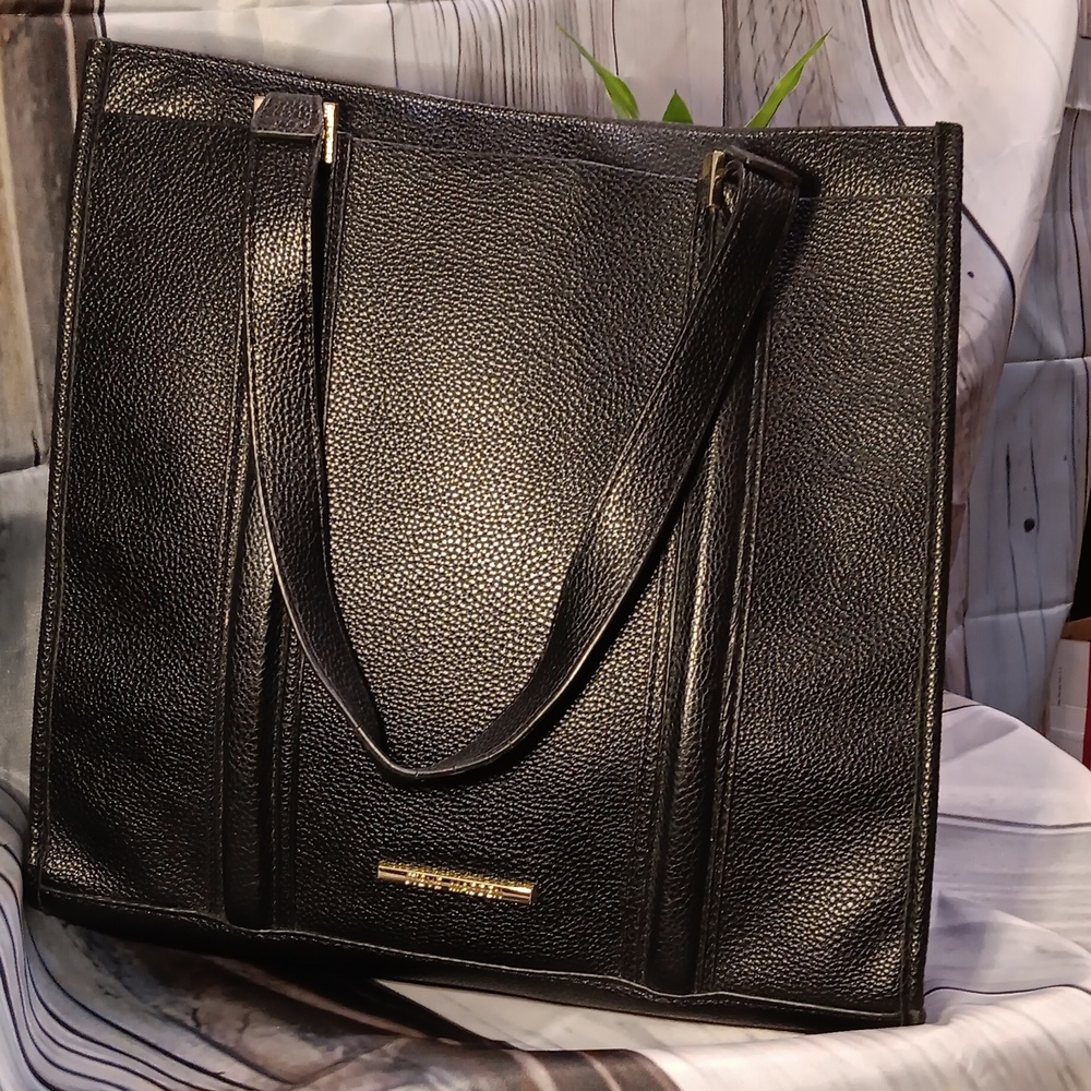 Large Pebble Steve Madden Bag Tote